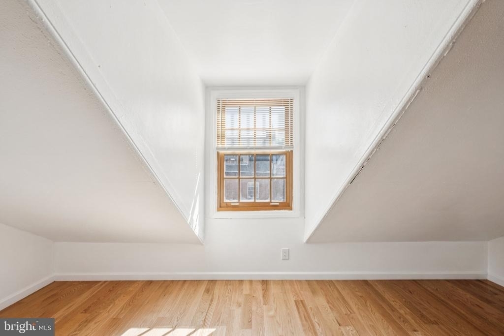1223 Spruce Street - Photo 33