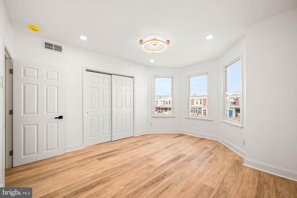 6128 Chestnut Street - Photo 7