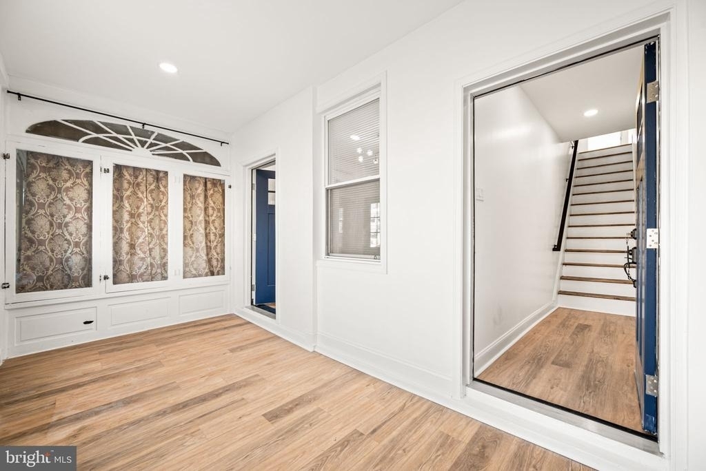 6128 Chestnut Street - Photo 2