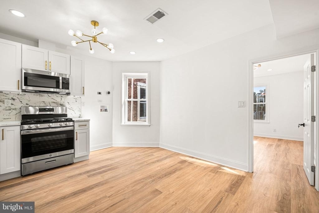 6128 Chestnut Street - Photo 3