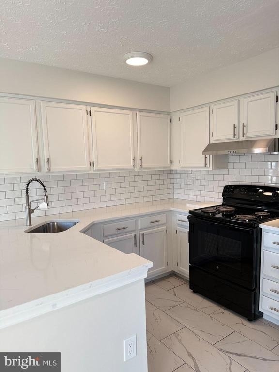 2401 W Rosecroft Village Circle - Photo 10