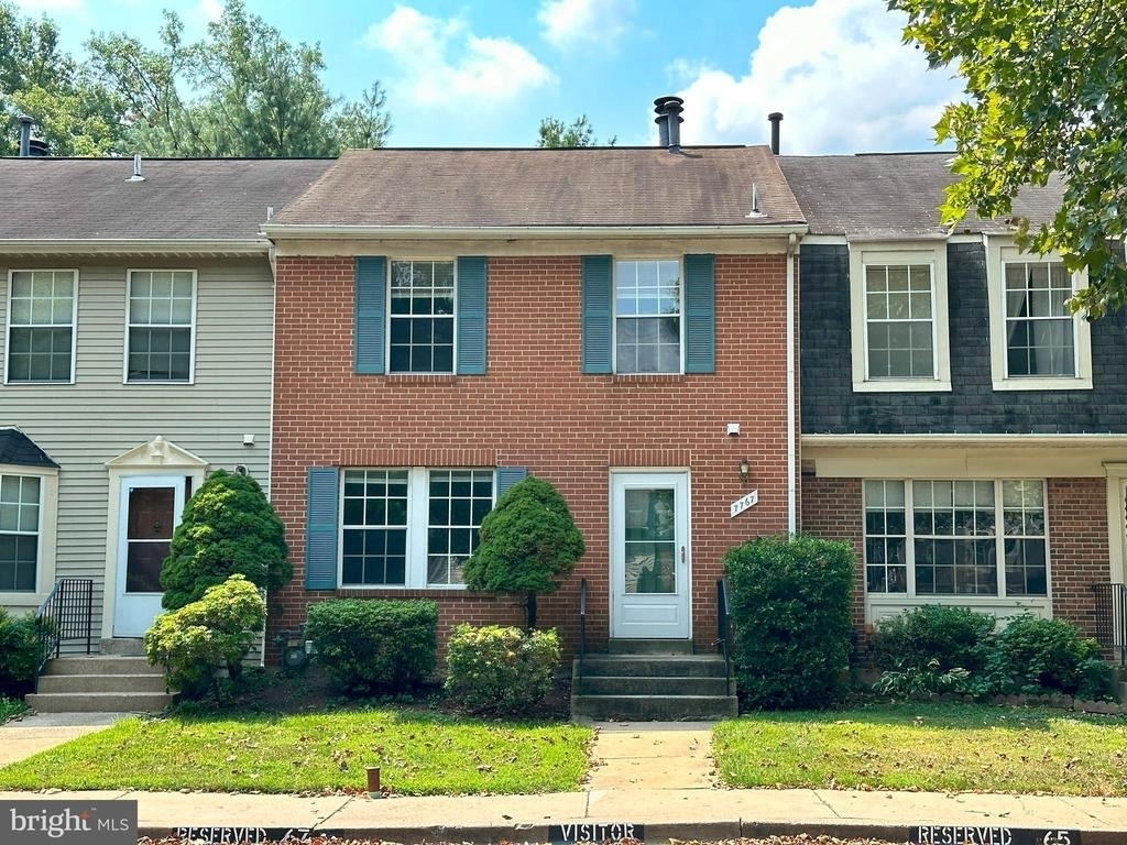 7767 Hiawatha Lane - Photo 0