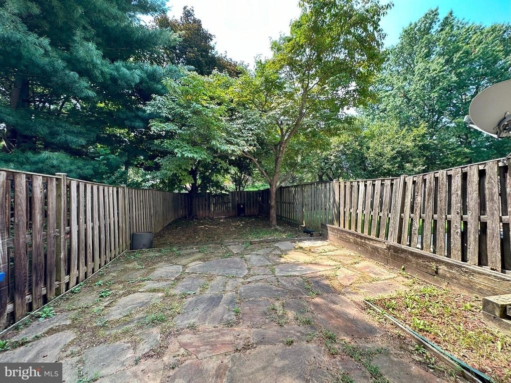 7767 Hiawatha Lane - Photo 20
