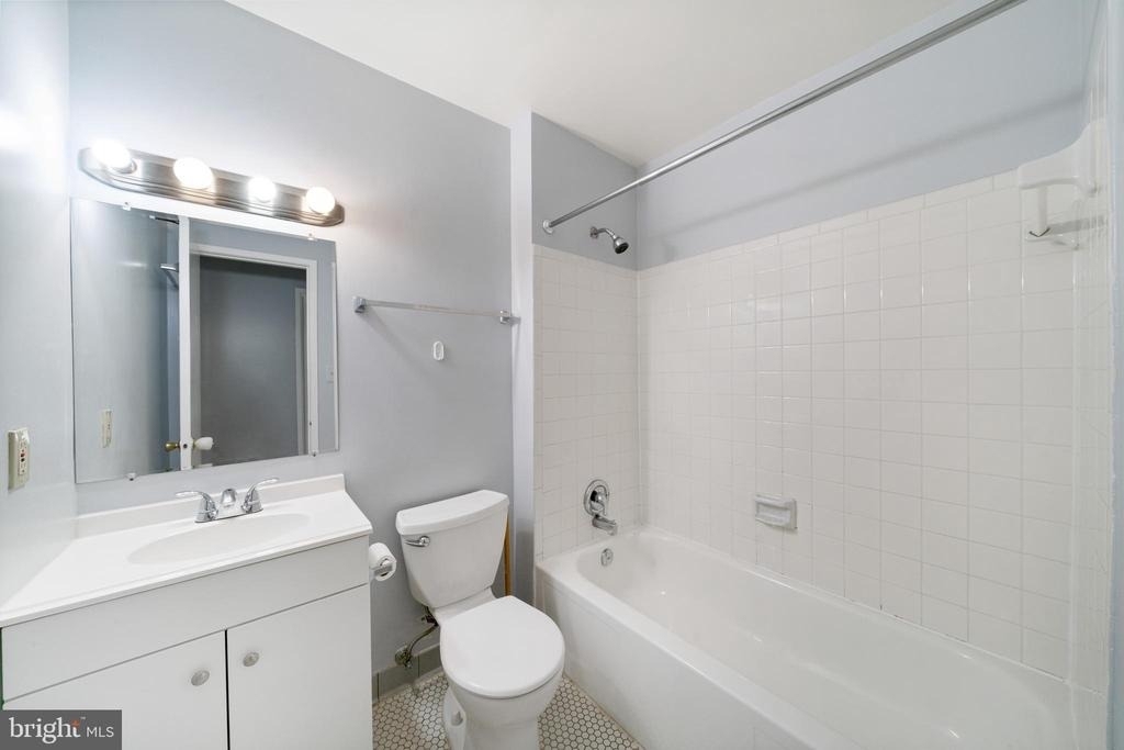 7767 Hiawatha Lane - Photo 7