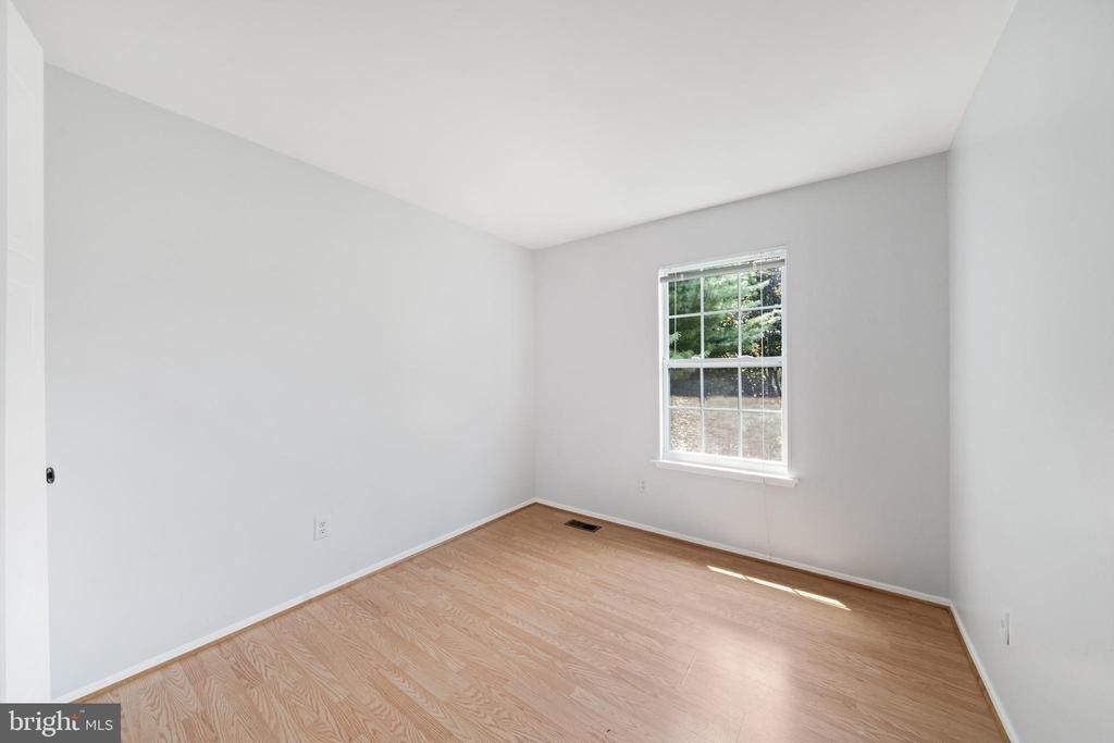 7767 Hiawatha Lane - Photo 6