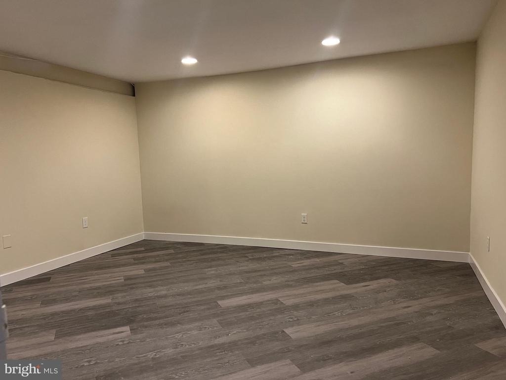 7510 Sanner Road W - Photo 22