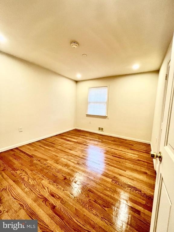 7510 Sanner Road W - Photo 12