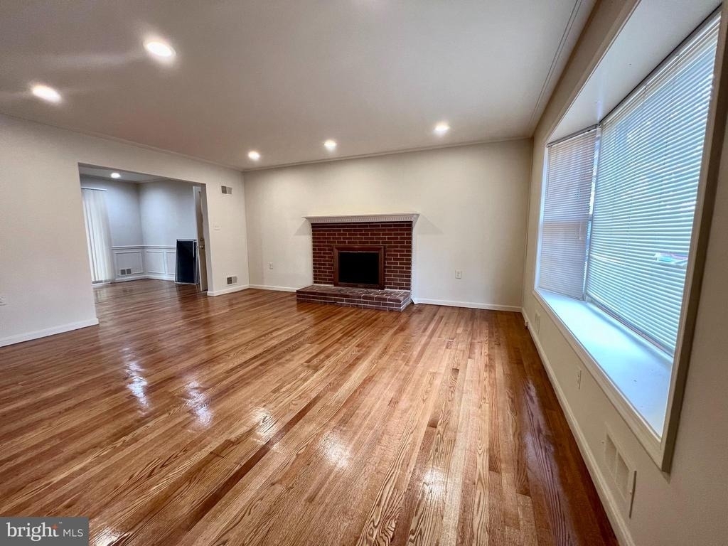 7510 Sanner Road W - Photo 5