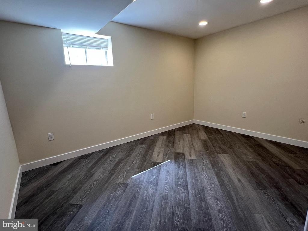 7510 Sanner Road W - Photo 21