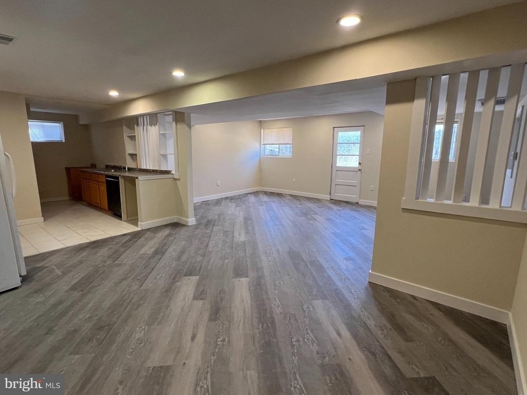 7510 Sanner Road W - Photo 15