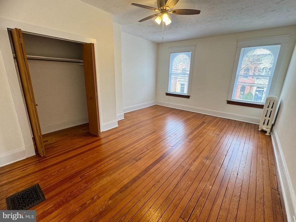 112 E 3rd Street - Photo 13