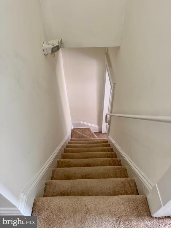 112 E 3rd Street - Photo 18