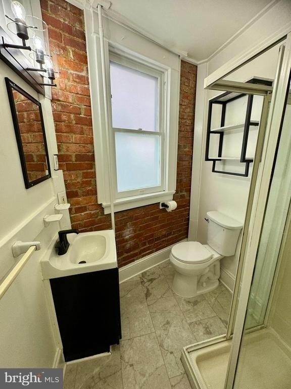 112 E 3rd Street - Photo 7