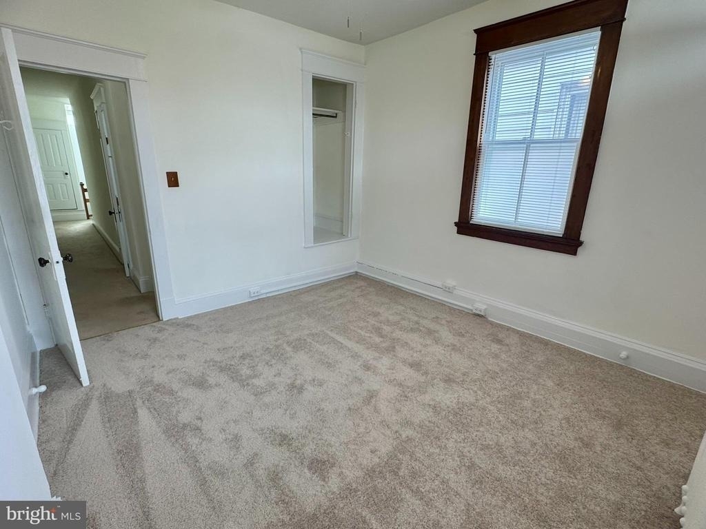 112 E 3rd Street - Photo 20