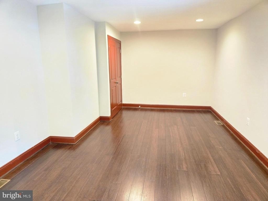 804 Hollins Street - Photo 40