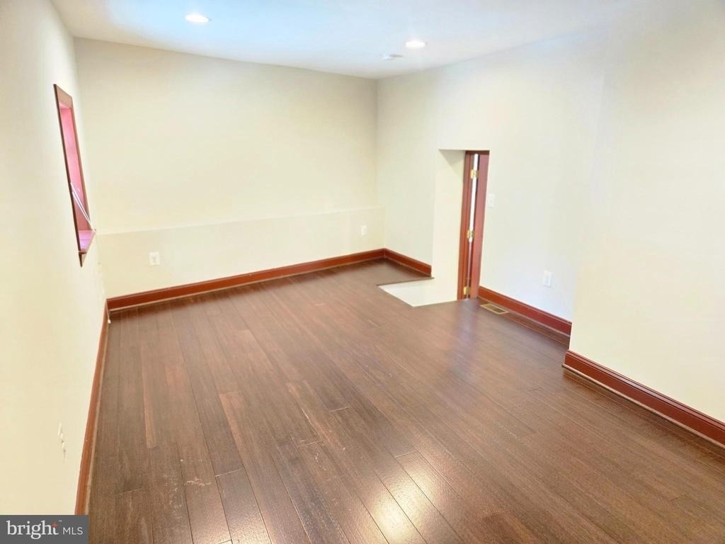 804 Hollins Street - Photo 38