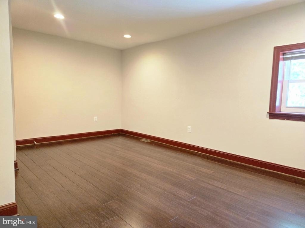 804 Hollins Street - Photo 36