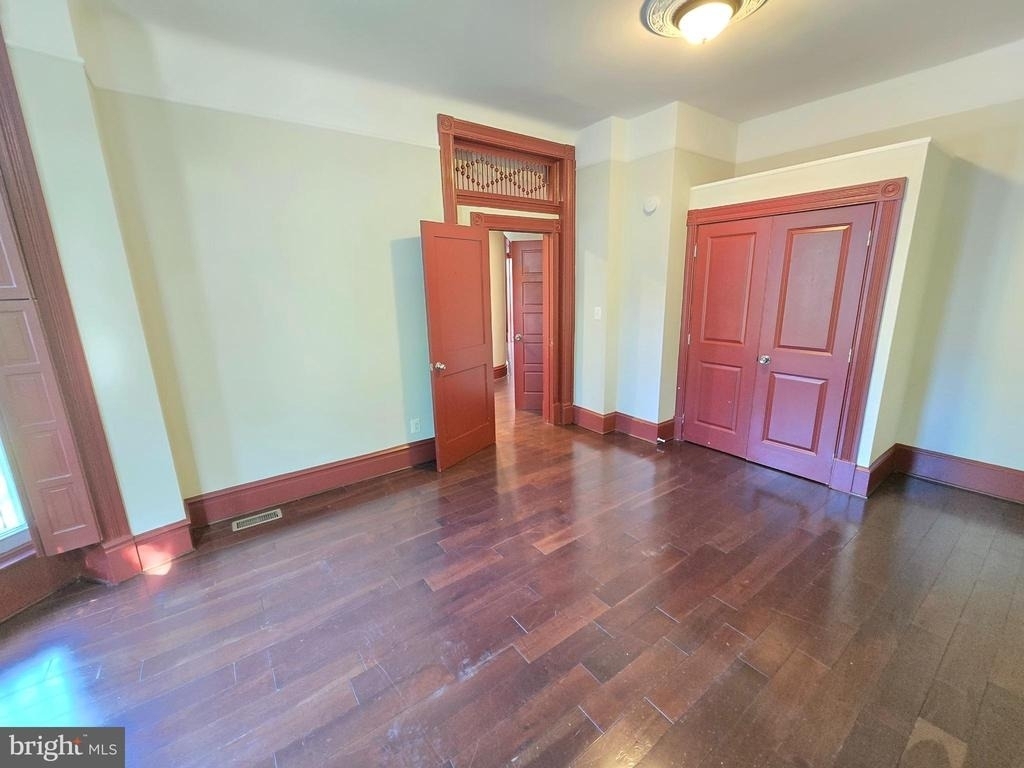 804 Hollins Street - Photo 24