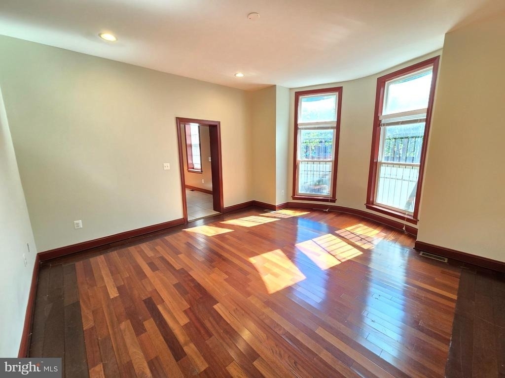 804 Hollins Street - Photo 20