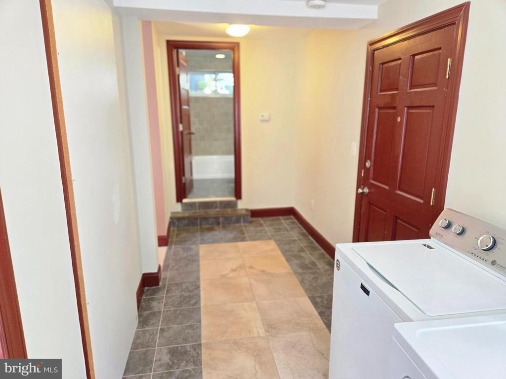 804 Hollins Street - Photo 42