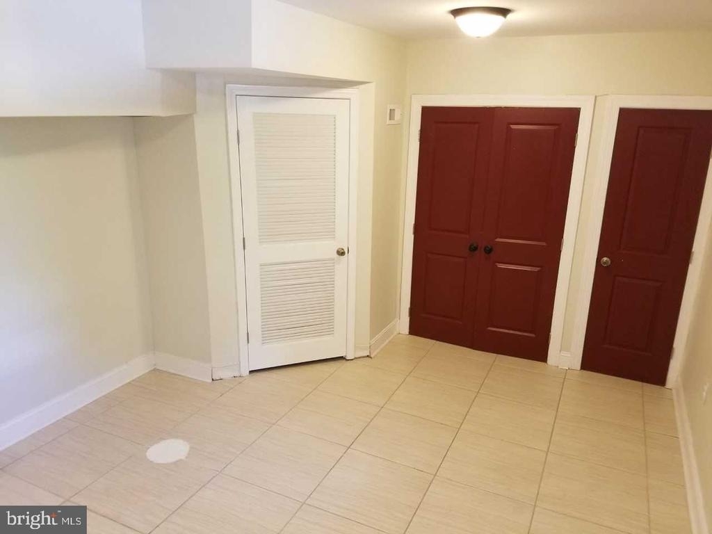 804 Hollins Street - Photo 43