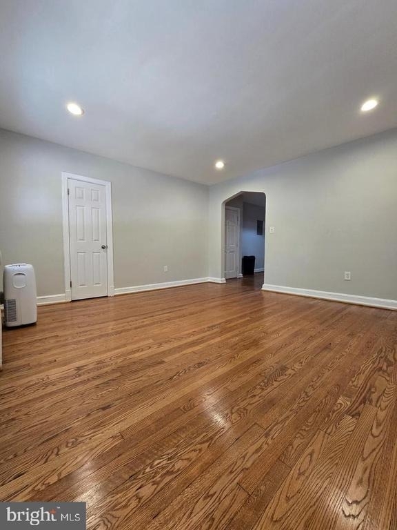 4044 7th Street Ne - Photo 4