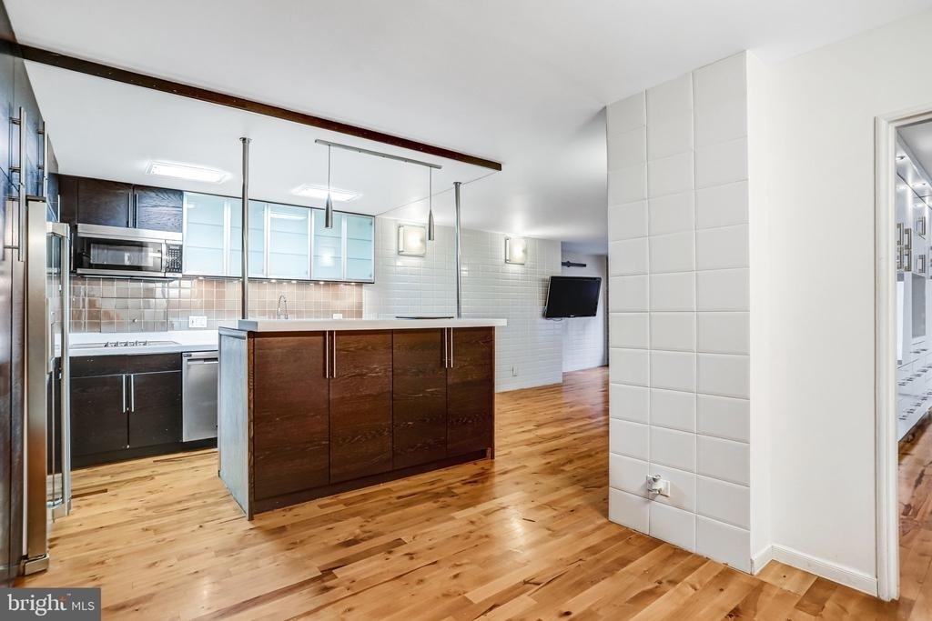 1718 P Street Nw - Photo 1