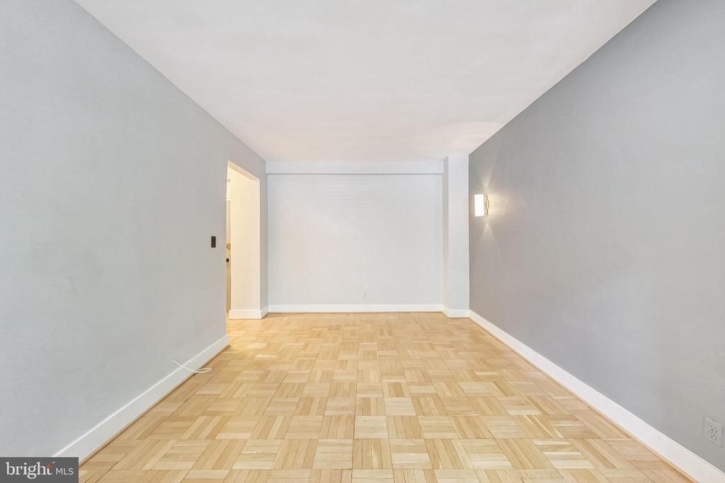 1010 25th Street Nw - Photo 7