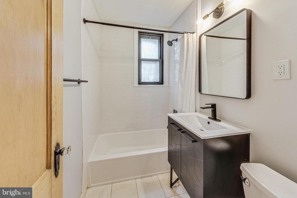 1010 25th Street Nw - Photo 16