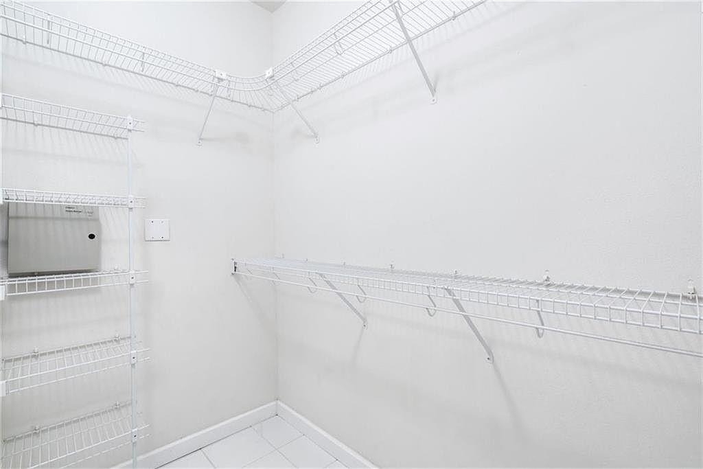 1201 Grove Blvd - Photo 20