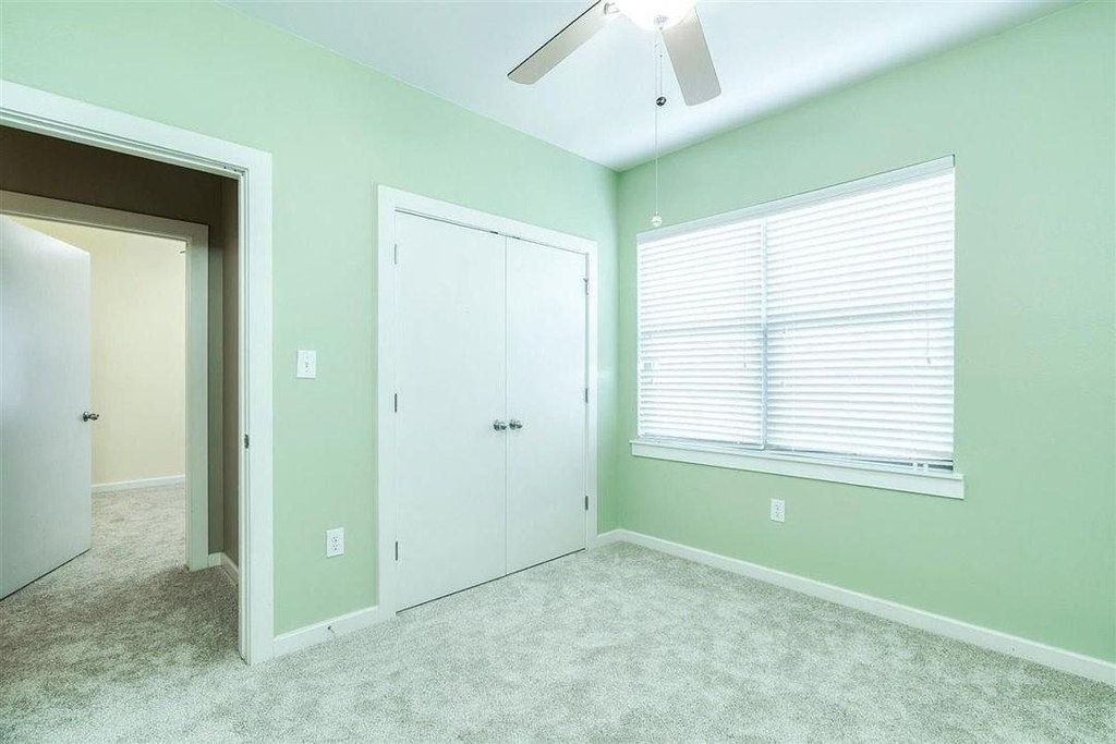 1201 Grove Blvd - Photo 13