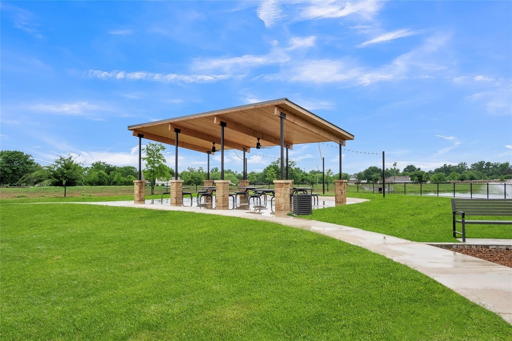 2428 Ekvall Dr - Photo 33