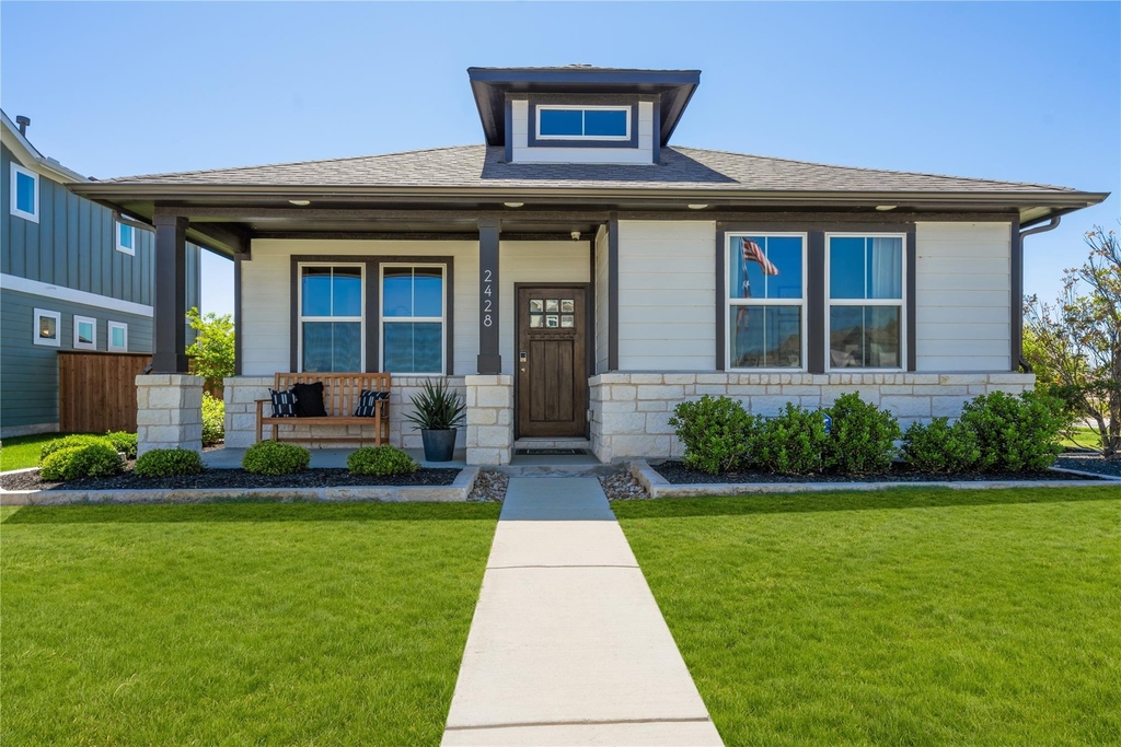 2428 Ekvall Dr - Photo 1