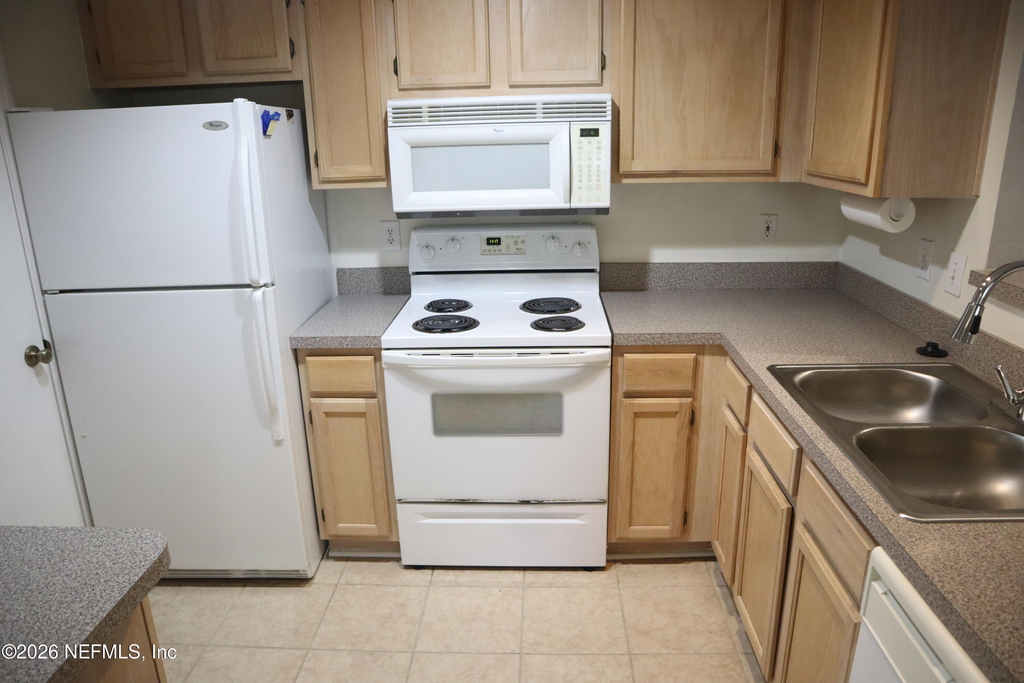 7701 Timberlin Park Boulevard - Photo 2
