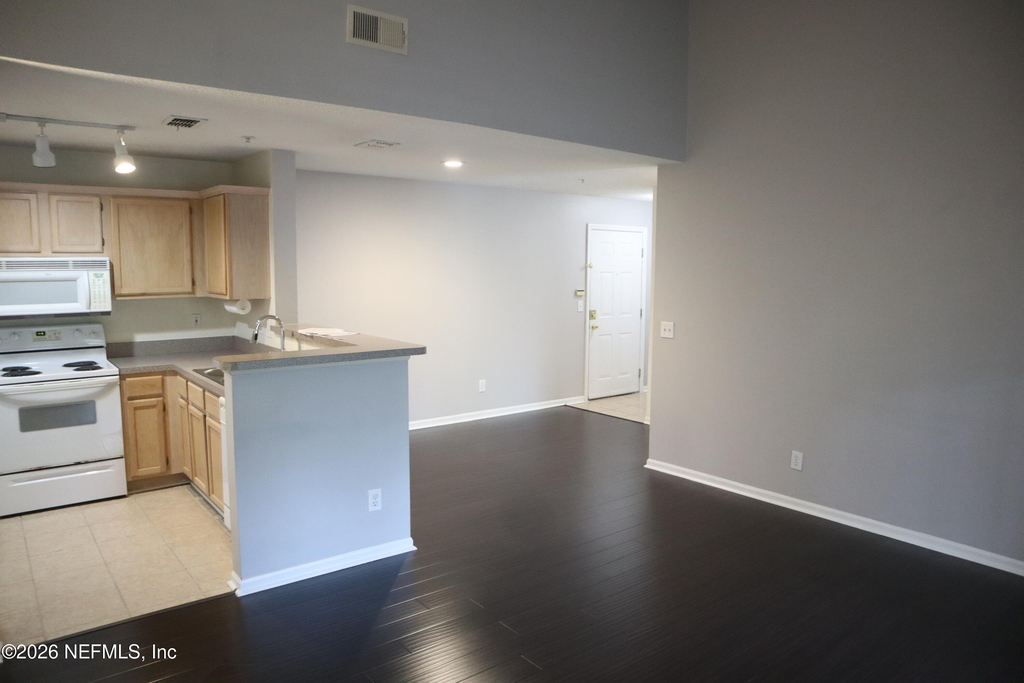 7701 Timberlin Park Boulevard - Photo 3