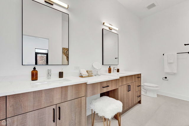 1615 W 13 Street - Photo 10