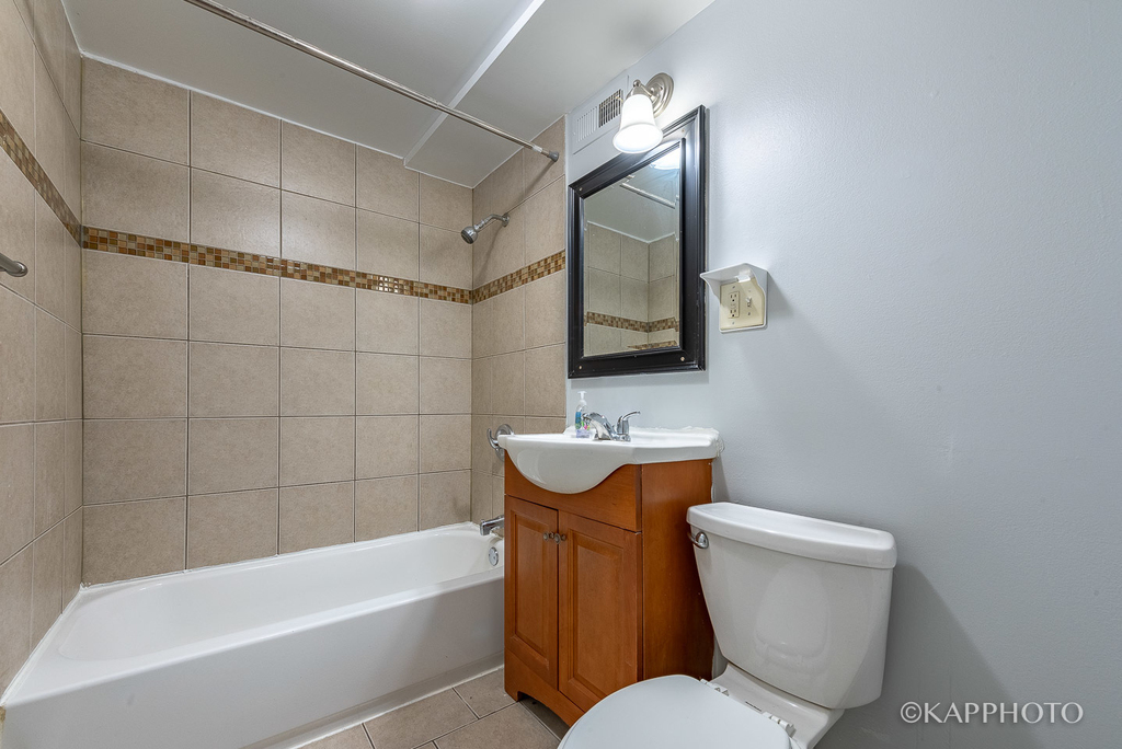 3108 N Saint Louis Avenue - Photo 17