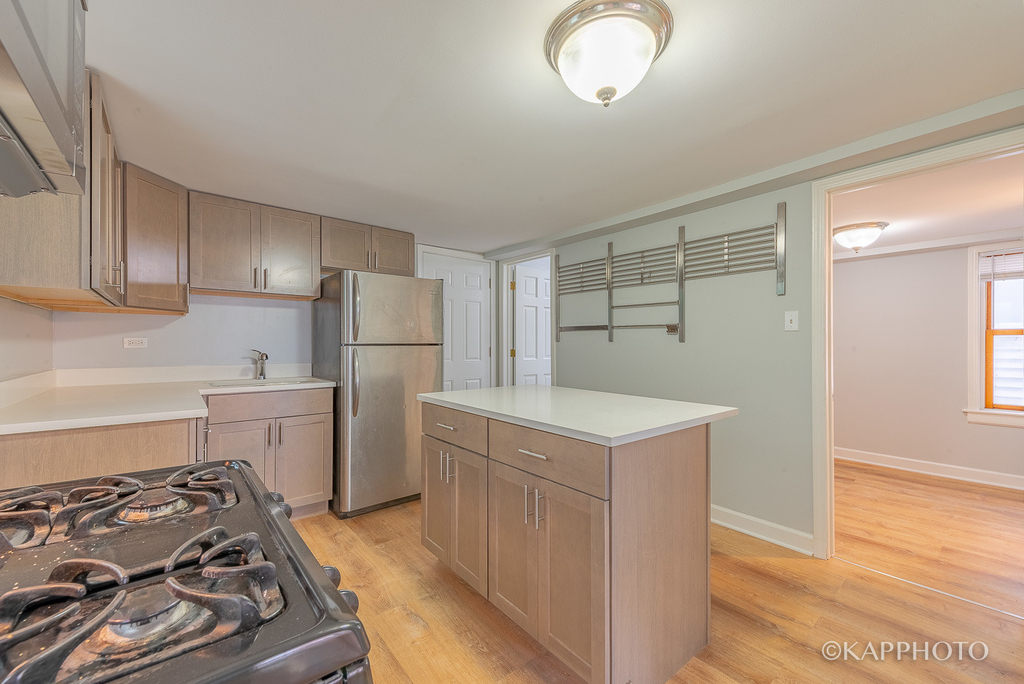 3108 N Saint Louis Avenue - Photo 6