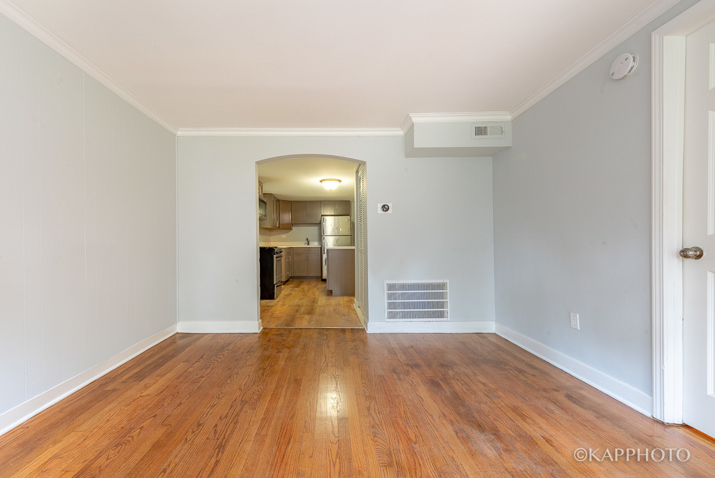 3108 N Saint Louis Avenue - Photo 4