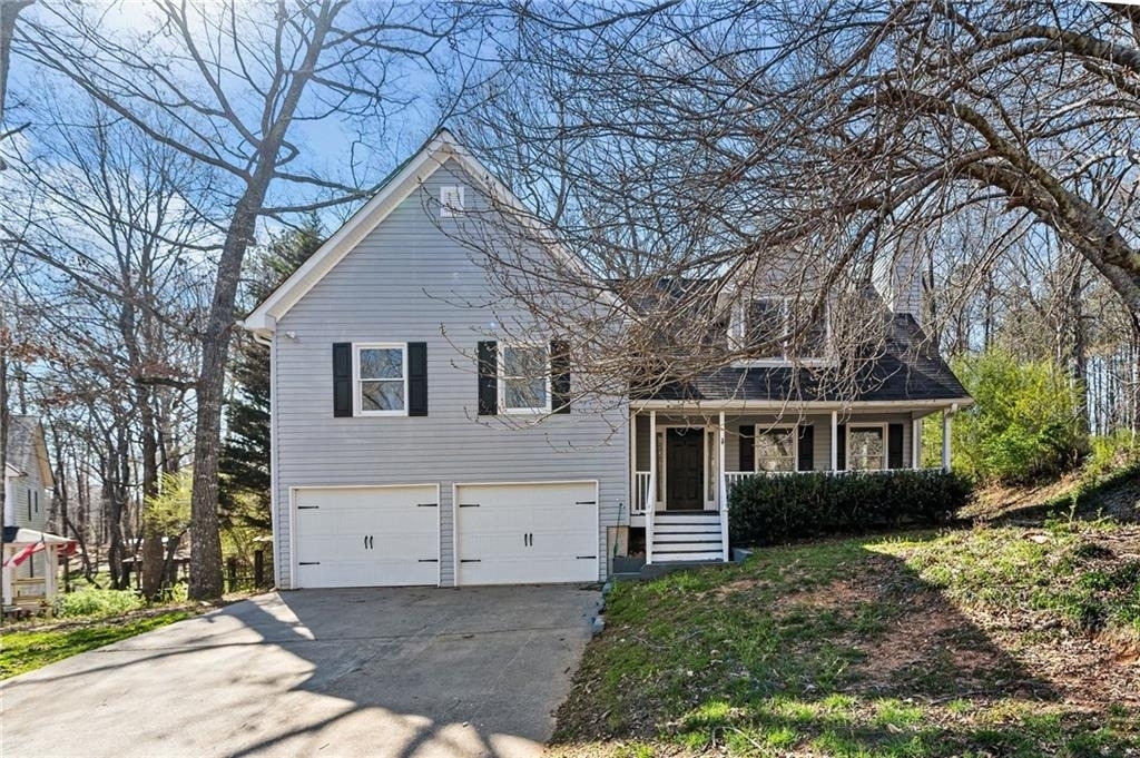 228 Hawkins Farm Circle - Photo 0