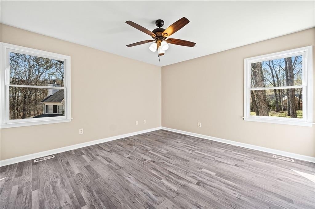228 Hawkins Farm Circle - Photo 18