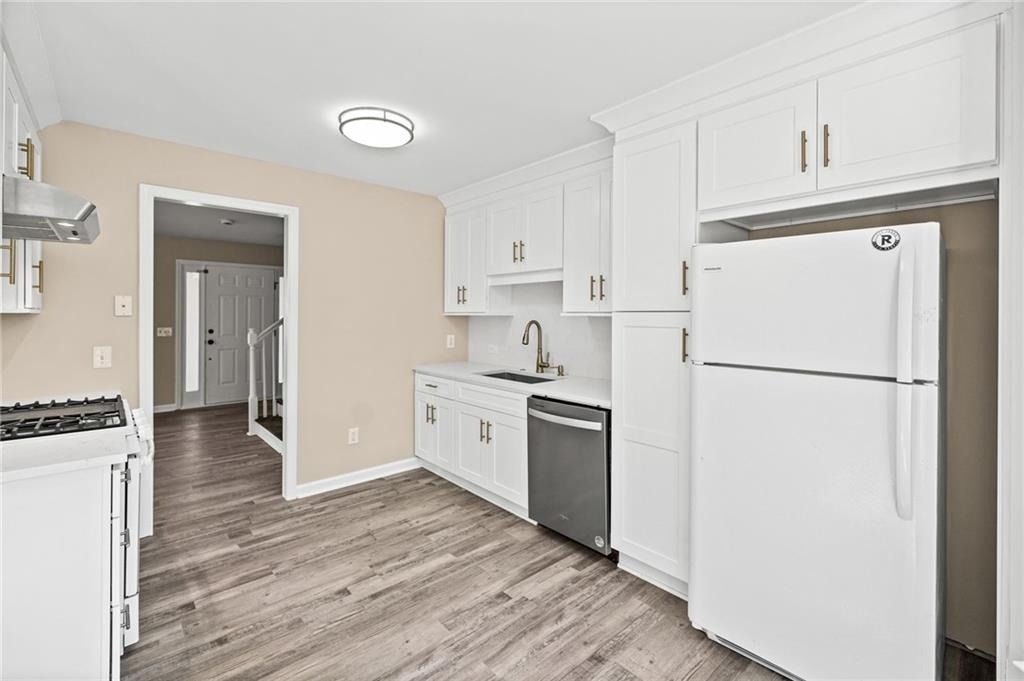 228 Hawkins Farm Circle - Photo 13