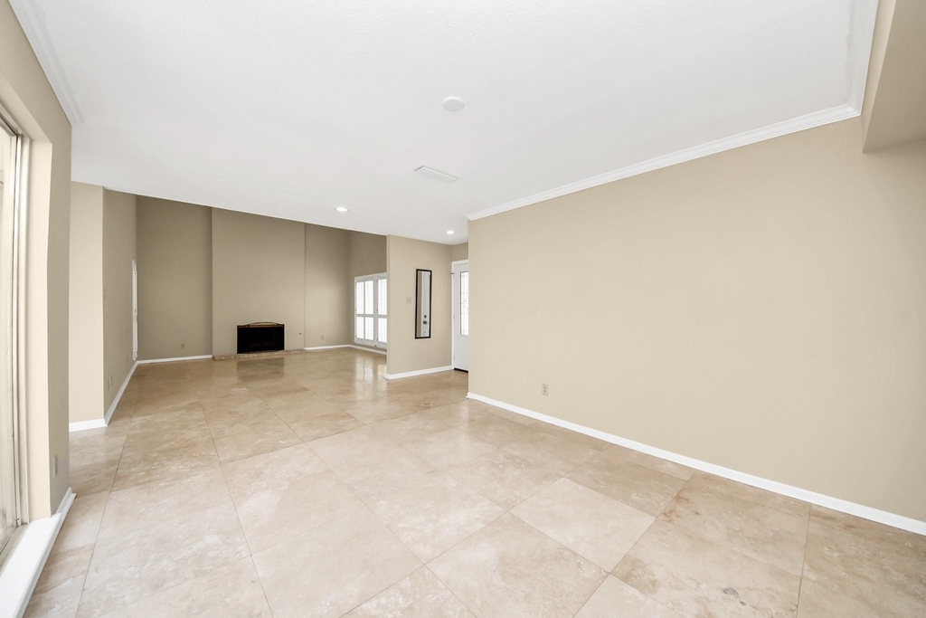 5 Tiffany Square - Photo 6