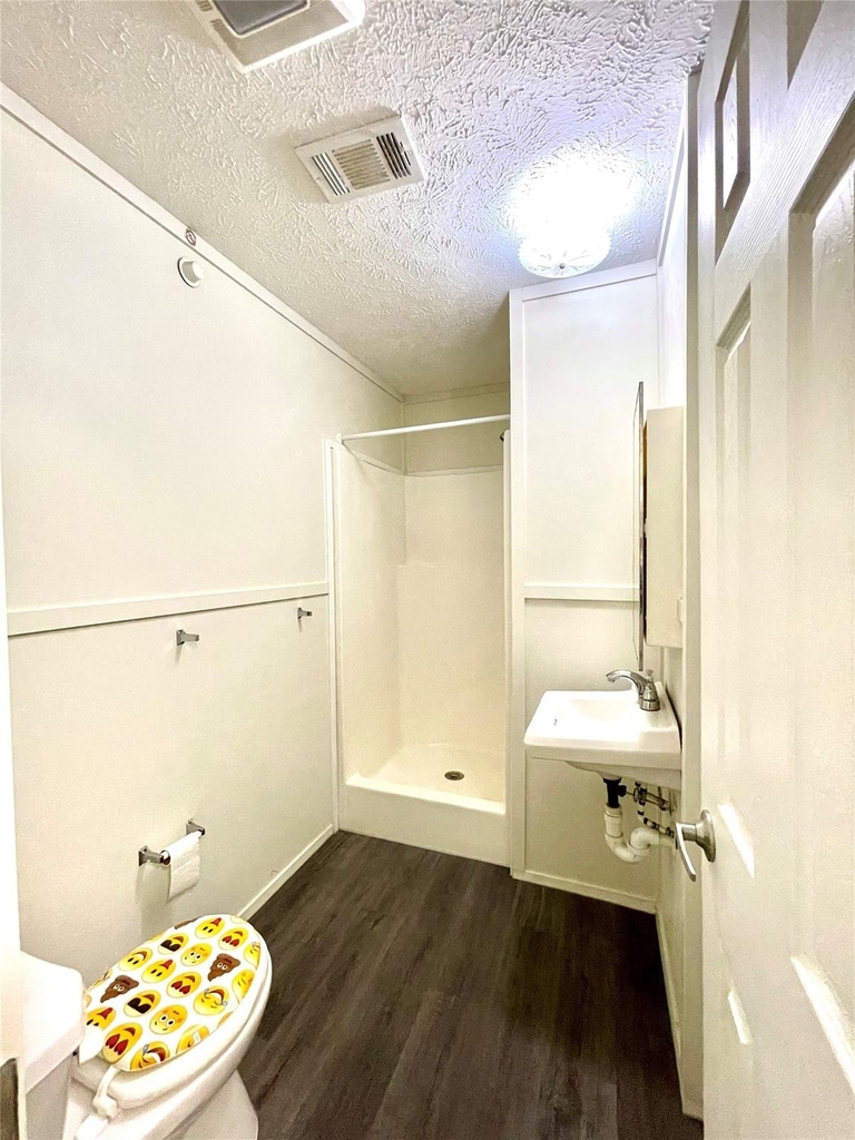 71 Woodrow St 71 - Photo 5
