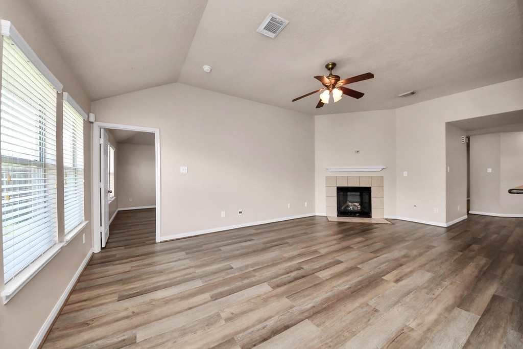1818 Fergus Park Court - Photo 23