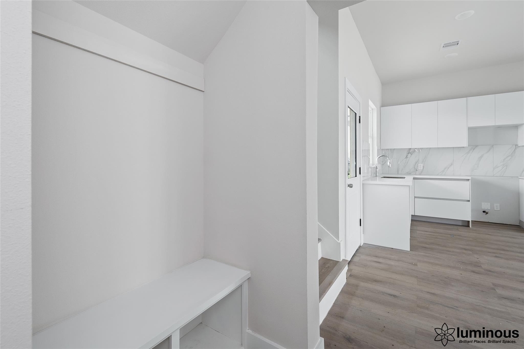 6702 Metro Boulevard - Photo 16