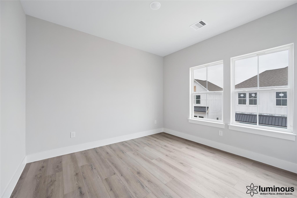 6702 Metro Boulevard - Photo 4