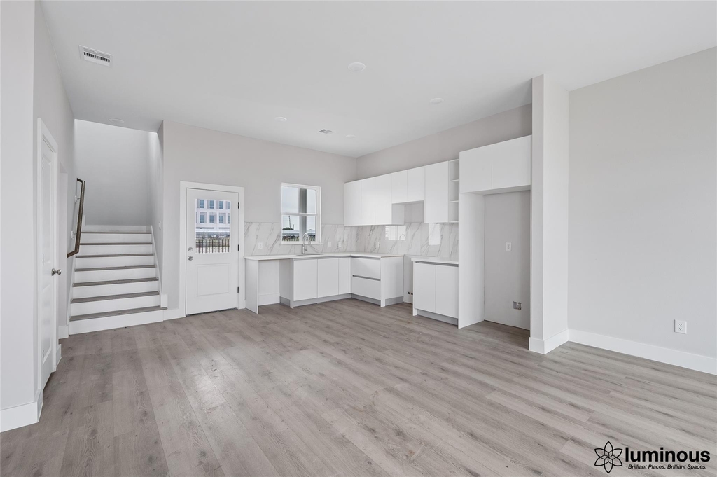 6702 Metro Boulevard - Photo 7