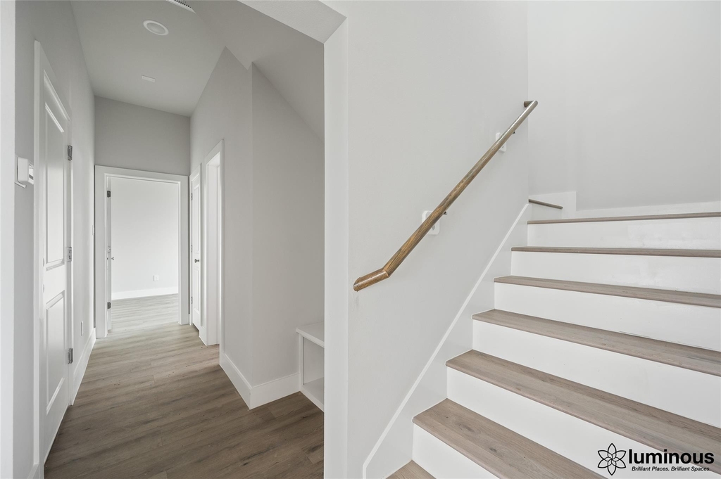6702 Metro Boulevard - Photo 10