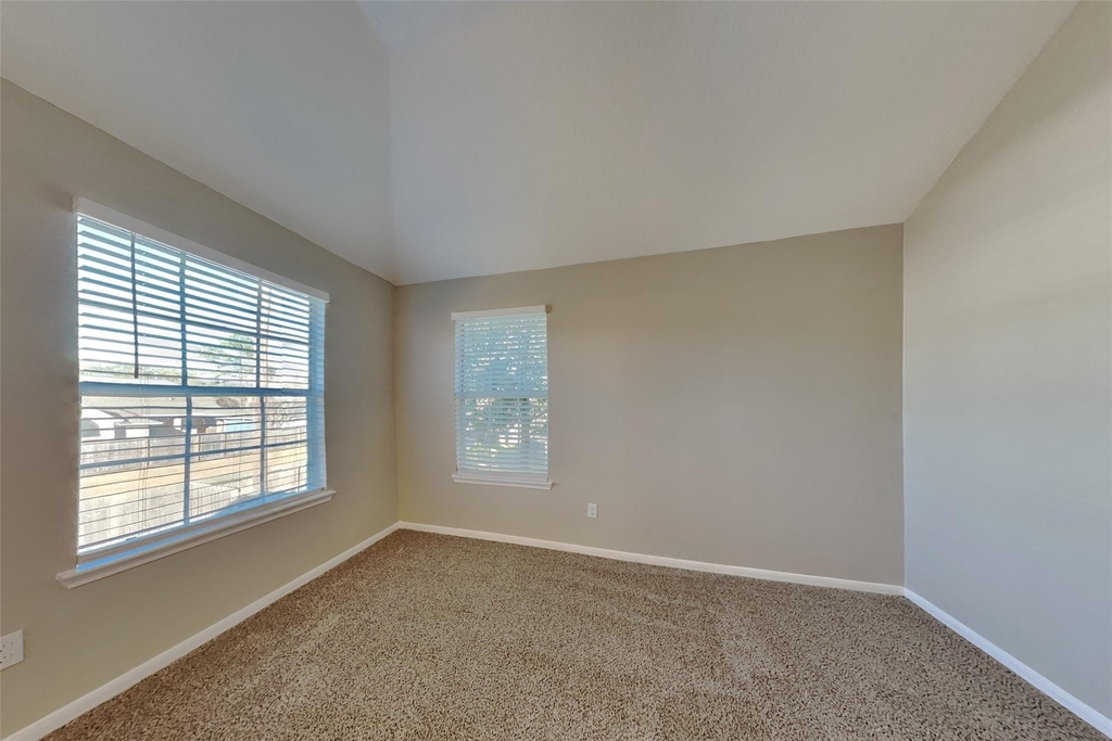 9658 Therrell Drive - Photo 9